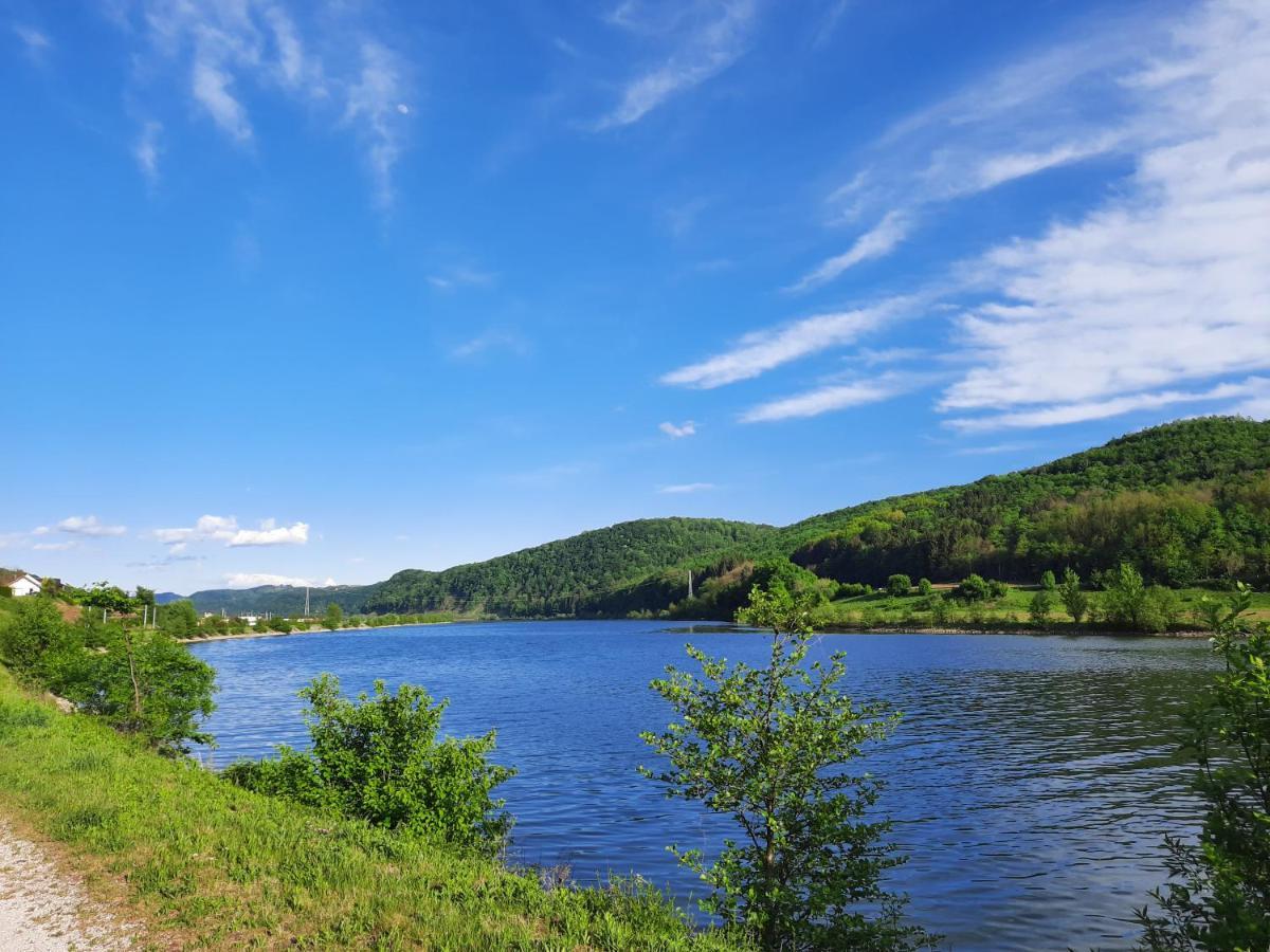 Holiday Home Neokrnjena Narava Sevnica Luaran gambar