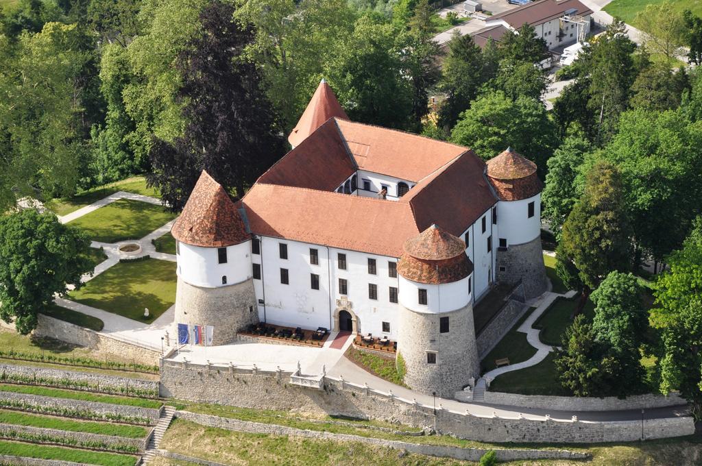 Holiday Home Neokrnjena Narava Sevnica Luaran gambar