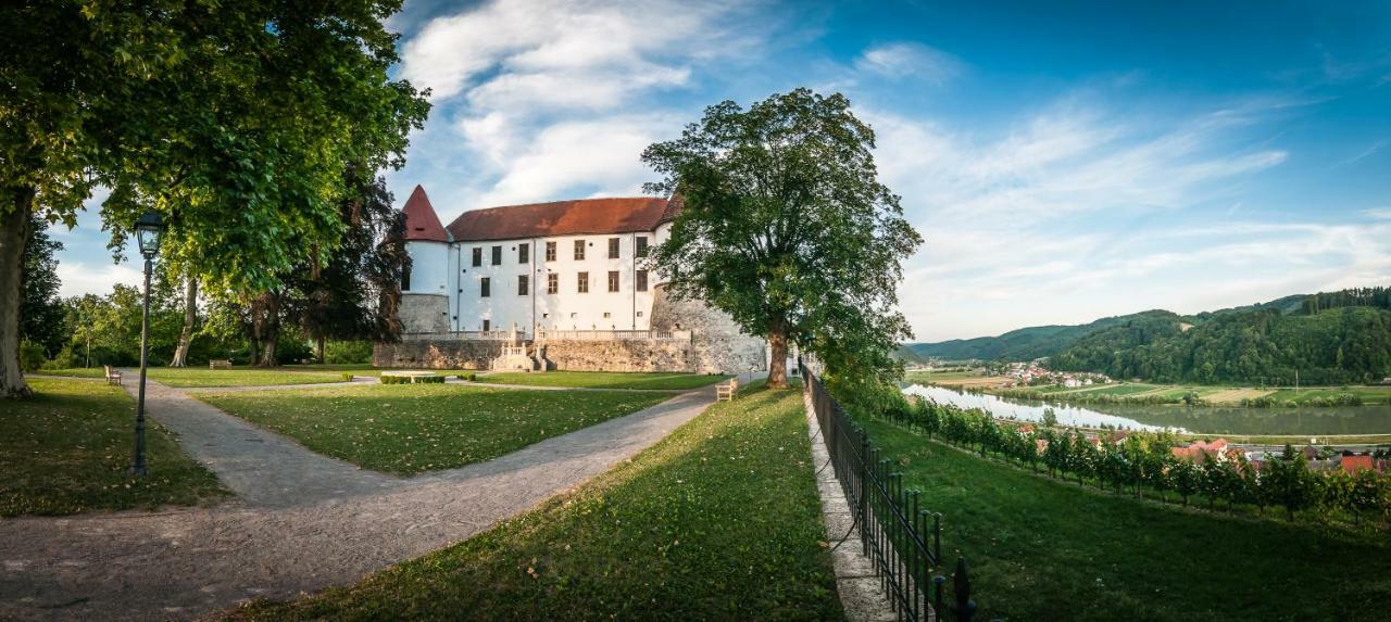 Holiday Home Neokrnjena Narava Sevnica Luaran gambar